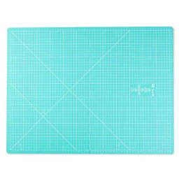 611465 - Foldable Cutting Mat - 45 x 60cm - Prym Love